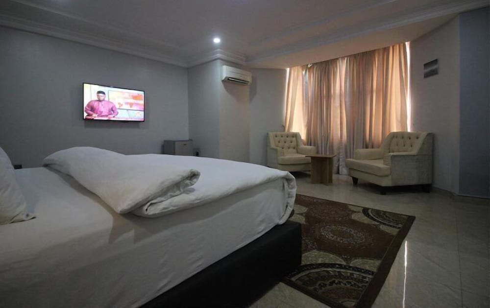 Hotel Villa Picasso 5/25