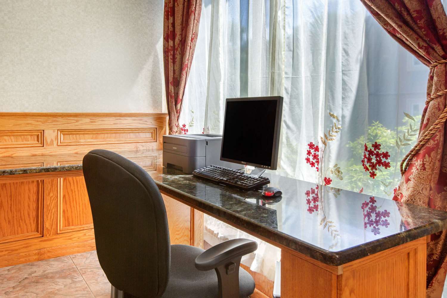 Quality Inn Ledgewood - Dover 37/42