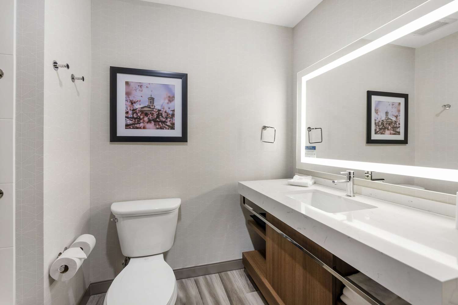 Comfort Inn & Suites Gallatin - Nashville Metro 22/23