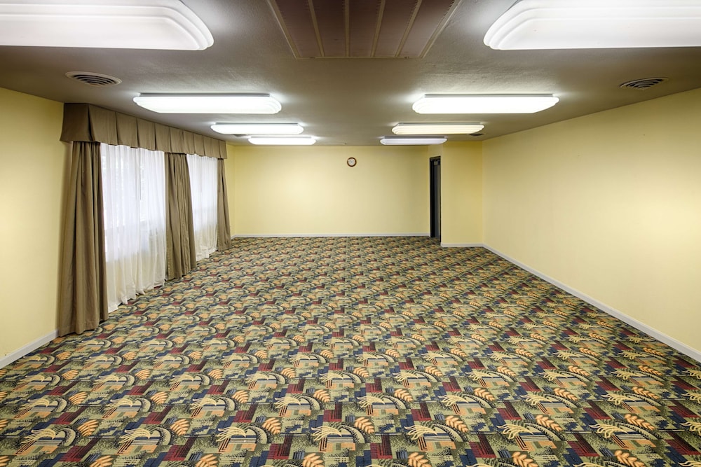 Red Lion Inn Suites Missoula 11/20