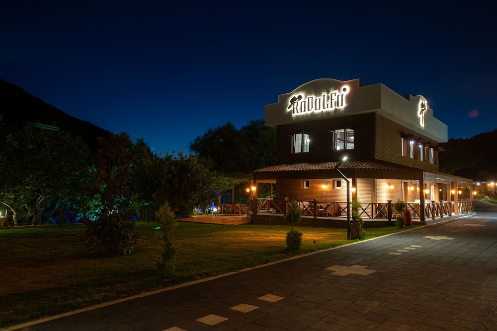 Batihan Vadi Hotel 15/89