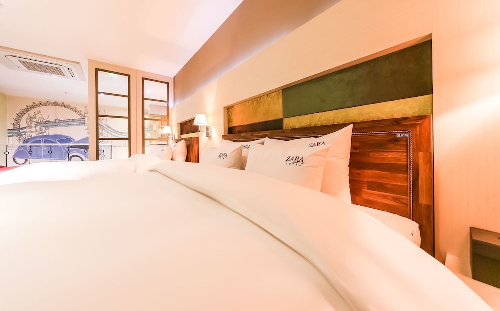 Zara Motel 28/68