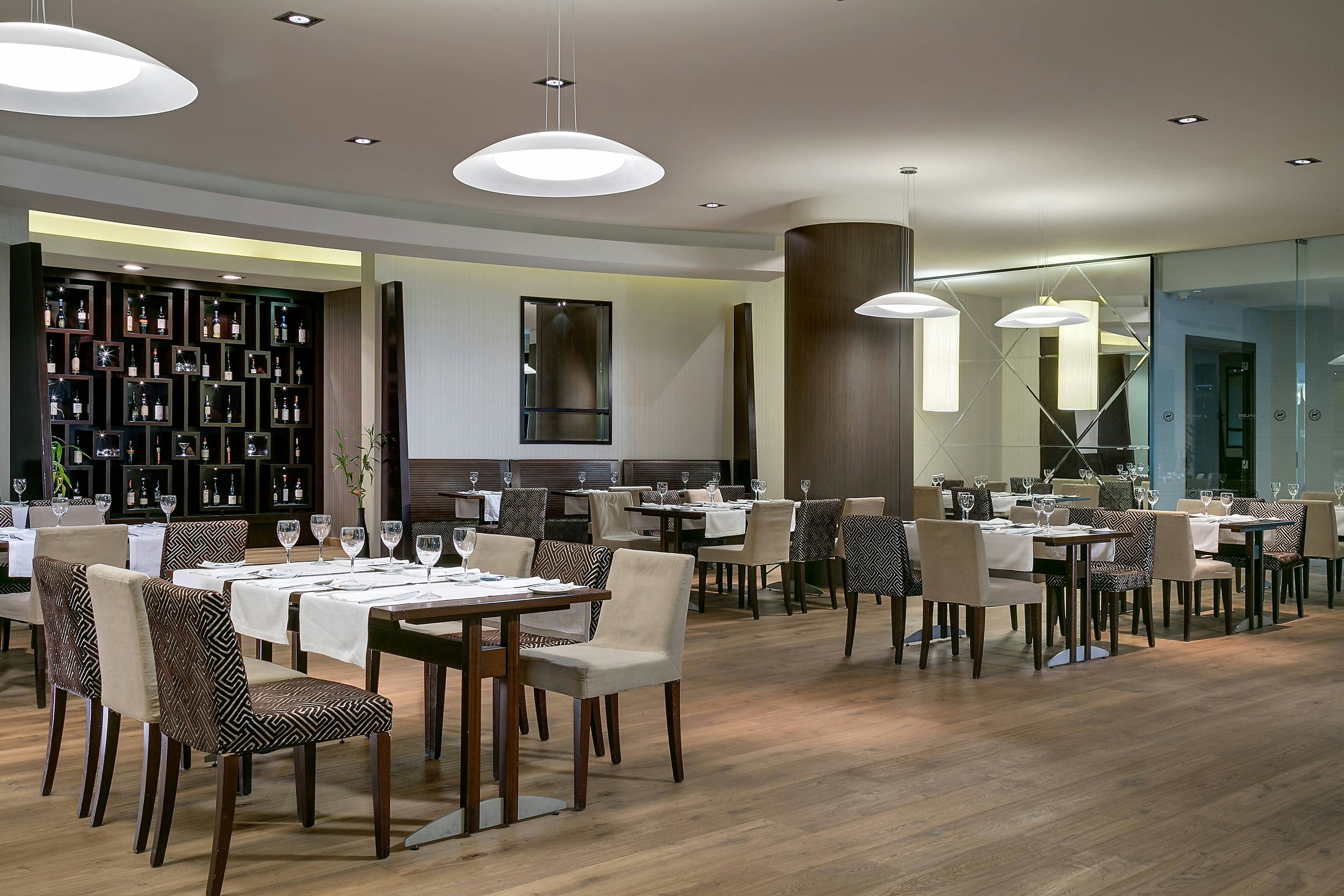 Sheraton Bucharest Hotel 40/48