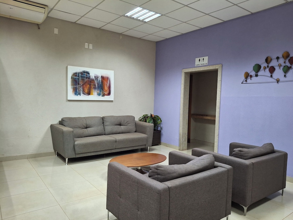 Onix Inn Hotel Cravinhos 28/50