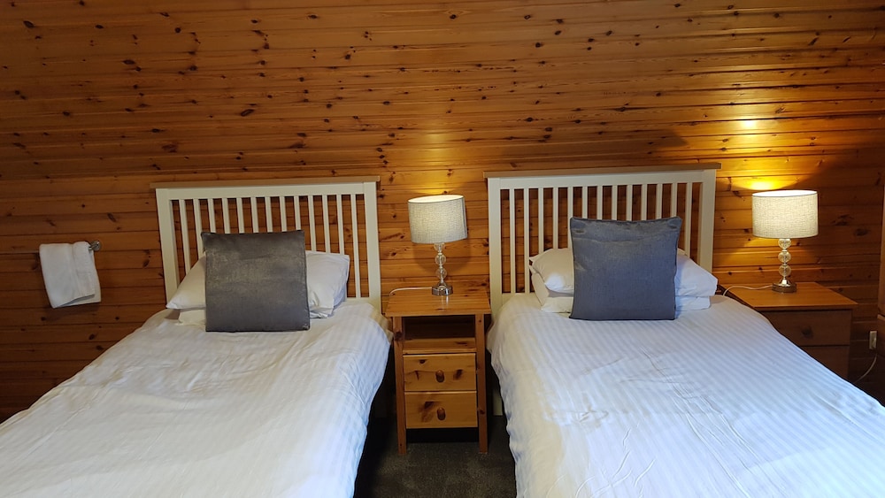 Carn Mhor Bed and Breakfast 17/50