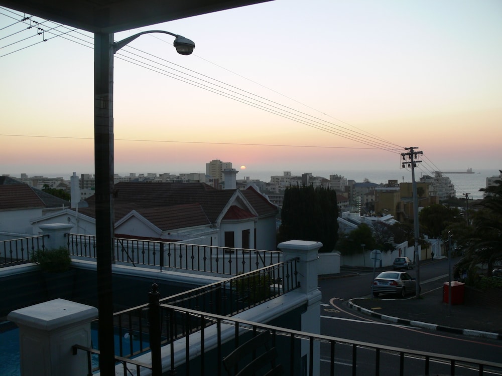 Leeuwenzee Guest House 6/50