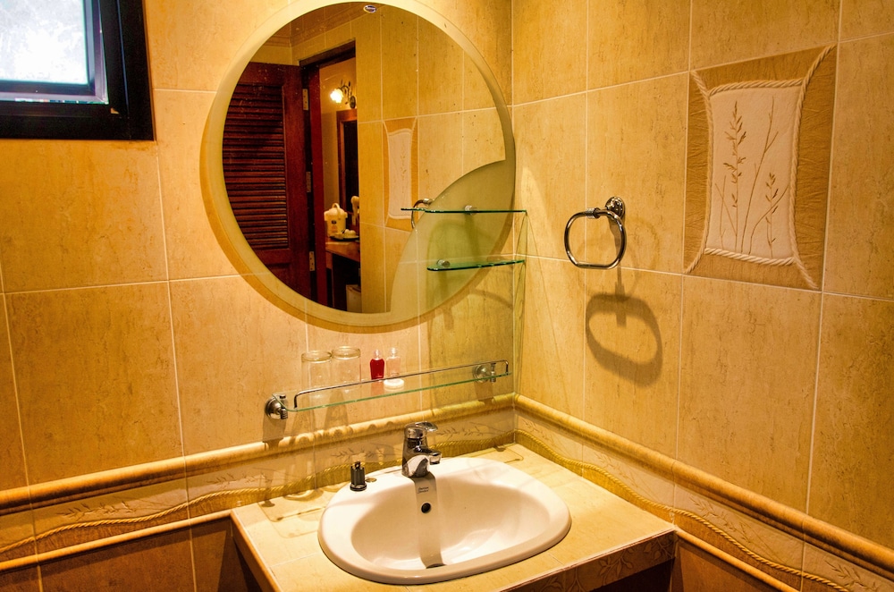 Diva Patong Hotel 50/50