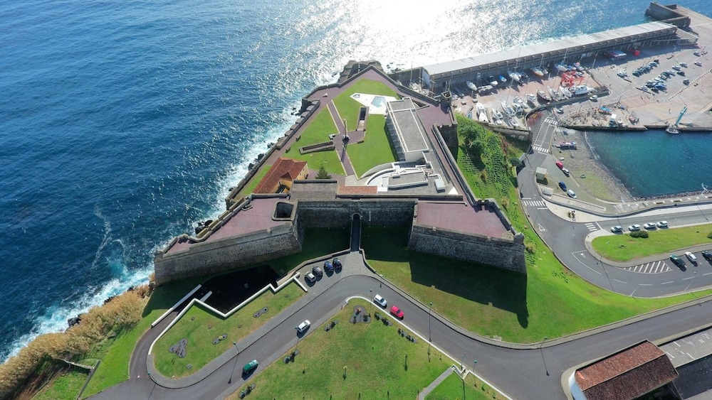 Pousada Forte Angra do Heroismo 42/50