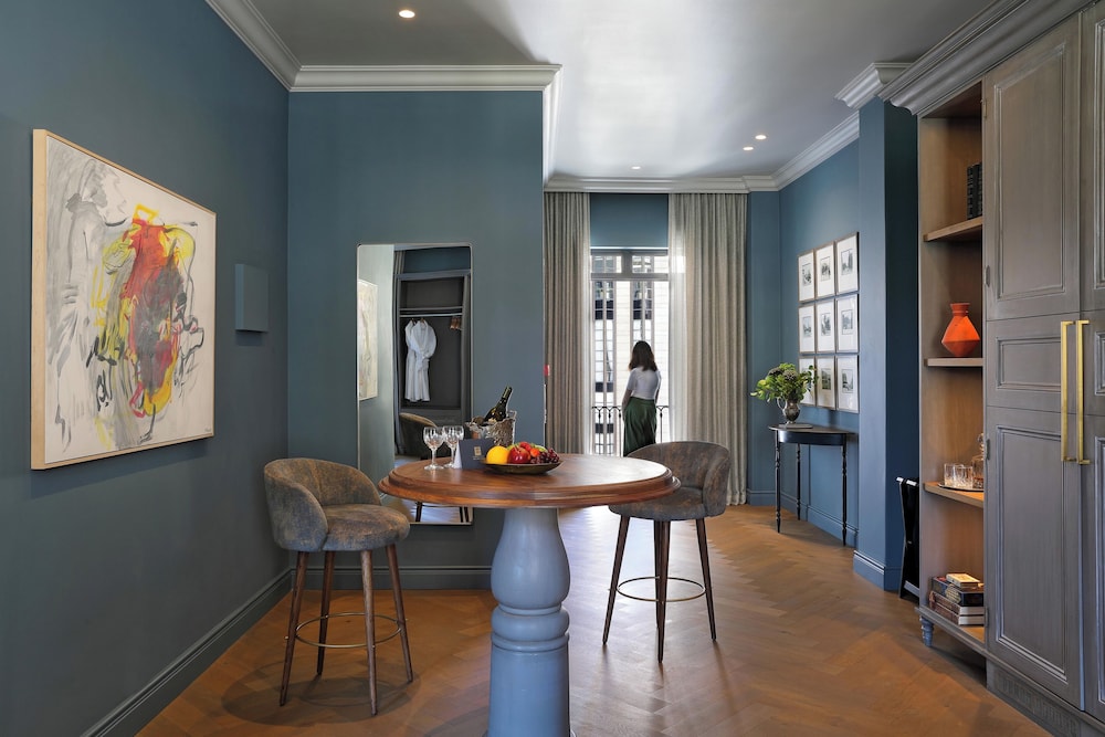 Labotessa Luxury Boutique Hotel 30/50