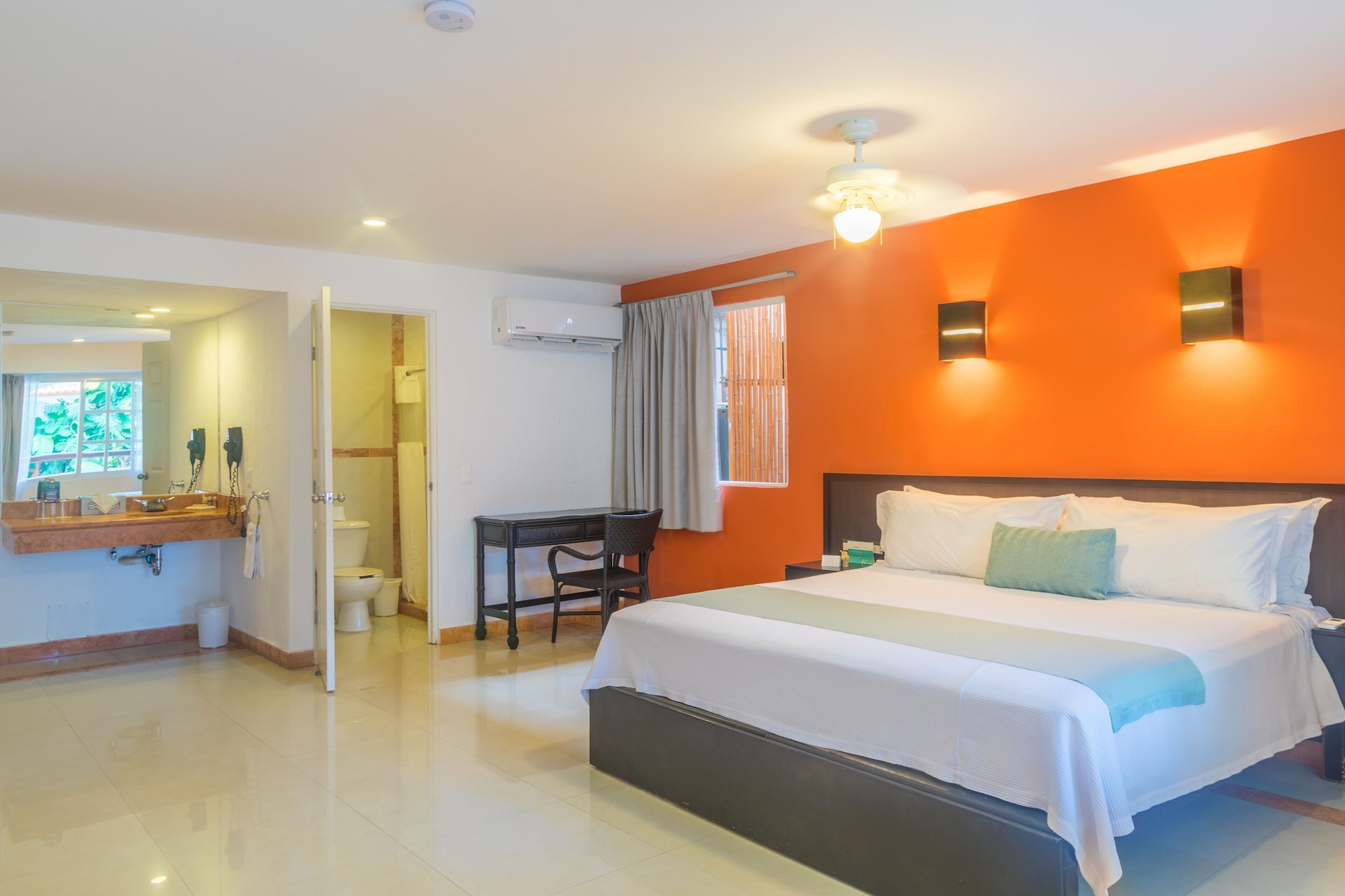 غرفة قياسية بسرير كينج، Illusion Hotel Boutique 5/10