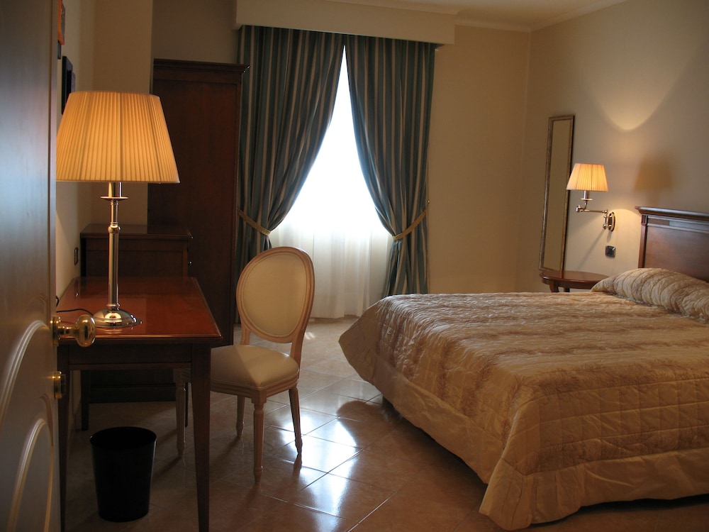 Hotel San Giorgio Crotone 15/45