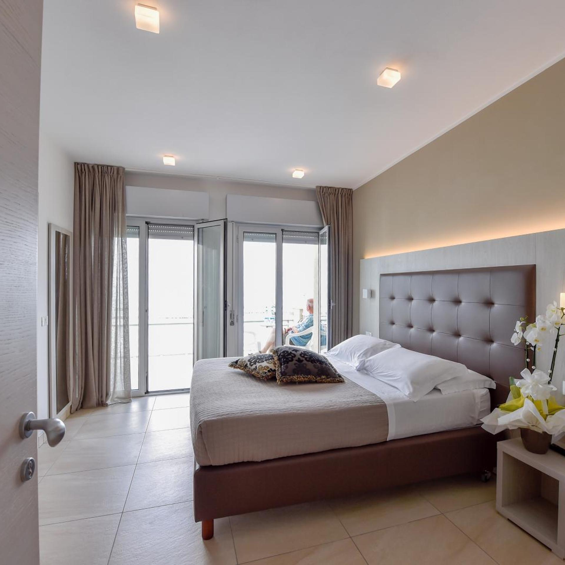 Hotel Globus 17/50