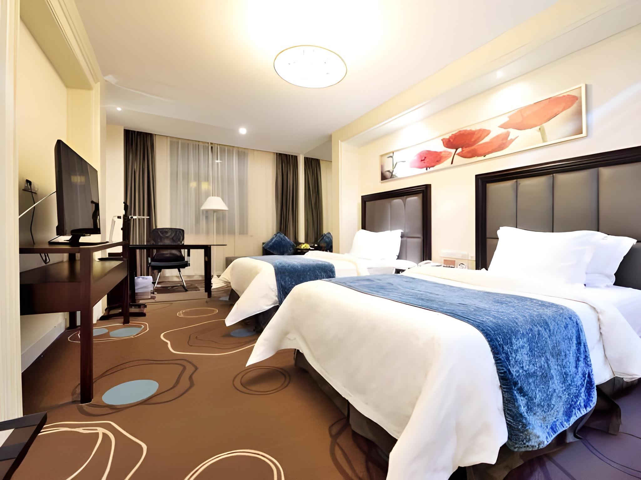 Prime, Deluxe, Twin Beds