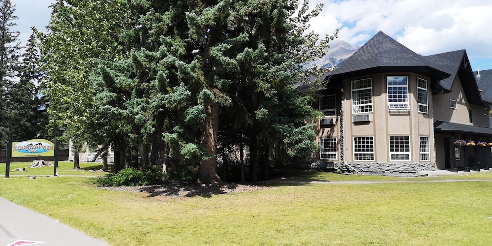 Mountain View Inn 59/62