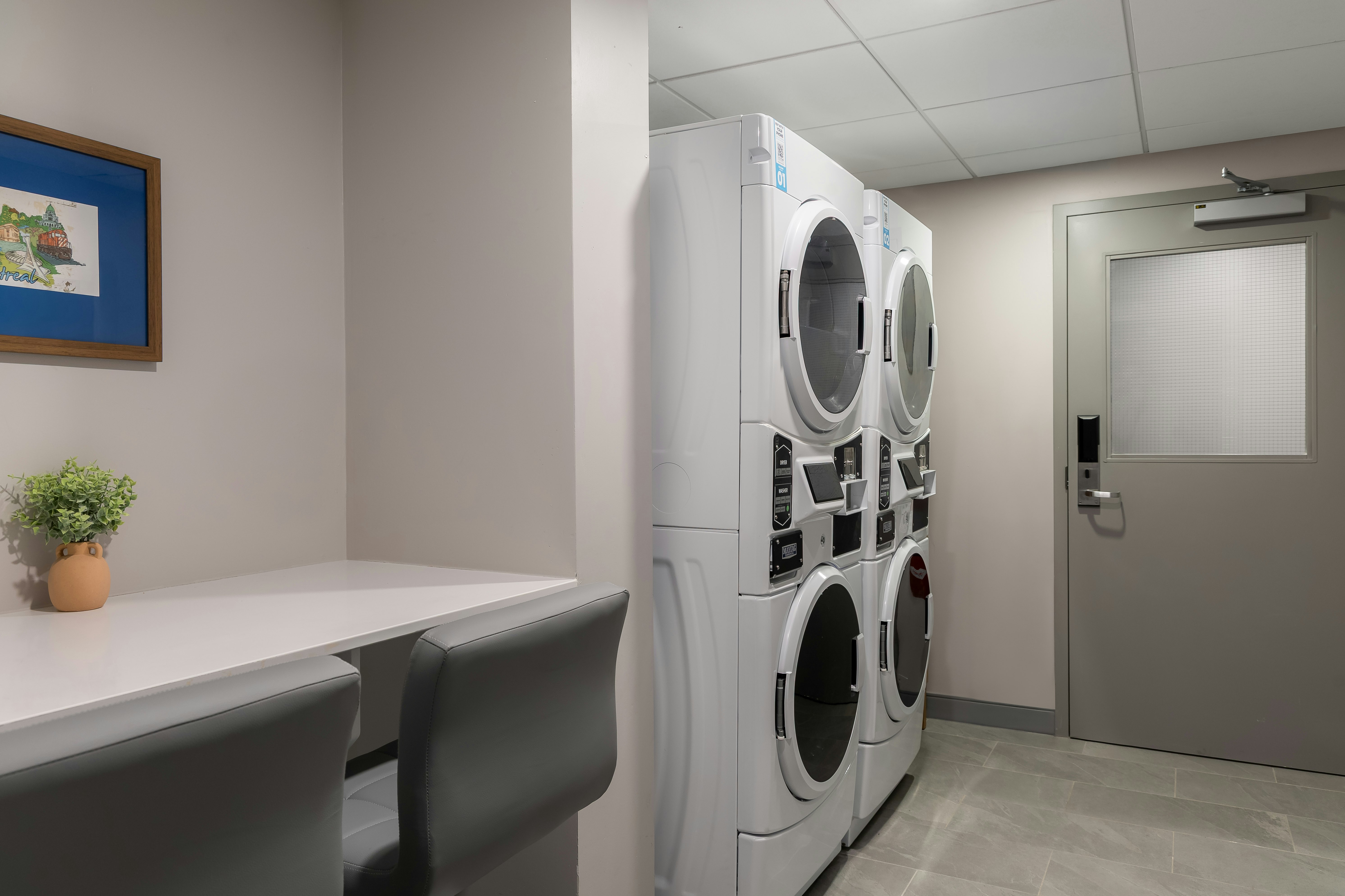 Hampton Inn by Hilton Montreal East Anjou 17/24