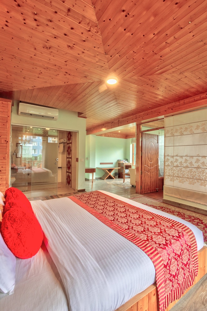 Maharaja, Suite, King Bed، Snow Flakes Resort 5/7