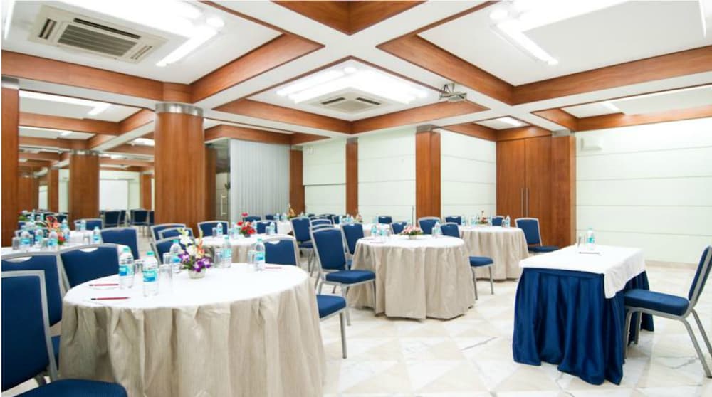 Hotel Residency Andheri 47/55