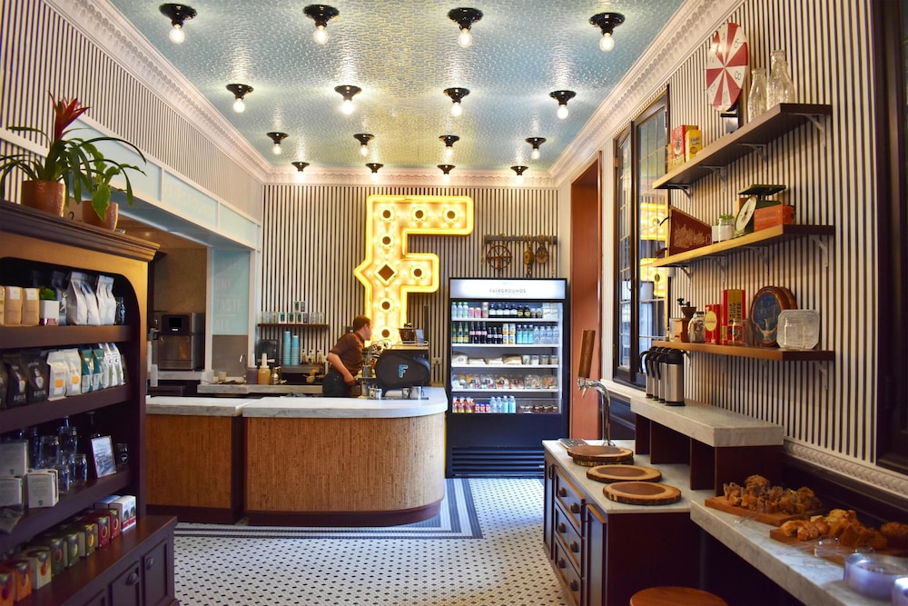 Chicago Athletic Association 8/79