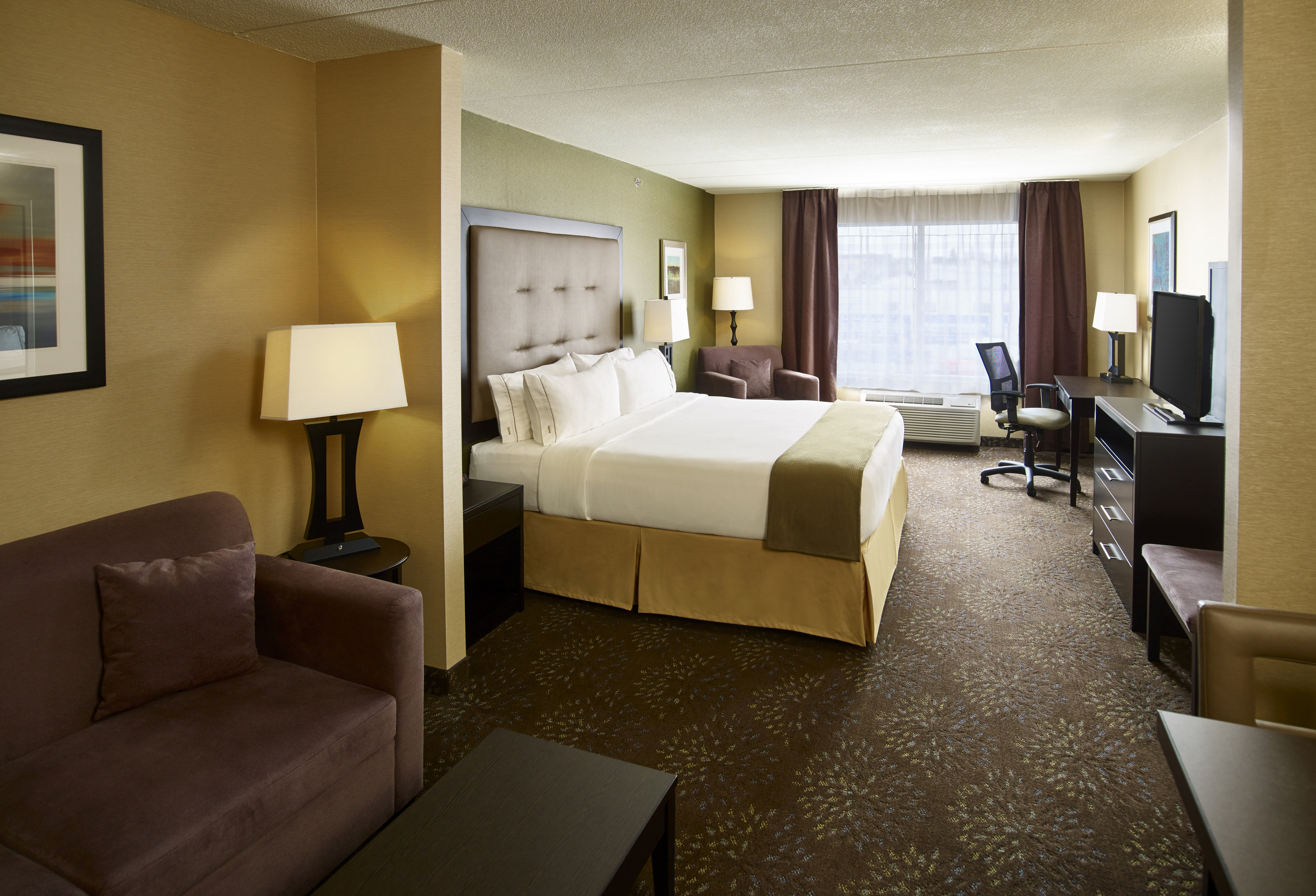 Holiday Inn Express Hotel Amp Suites Timmins 38/39