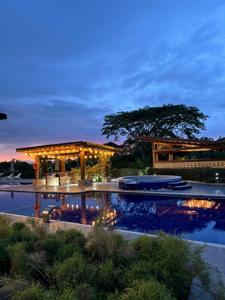 Hotel El Cielo en la Tierra 1/50