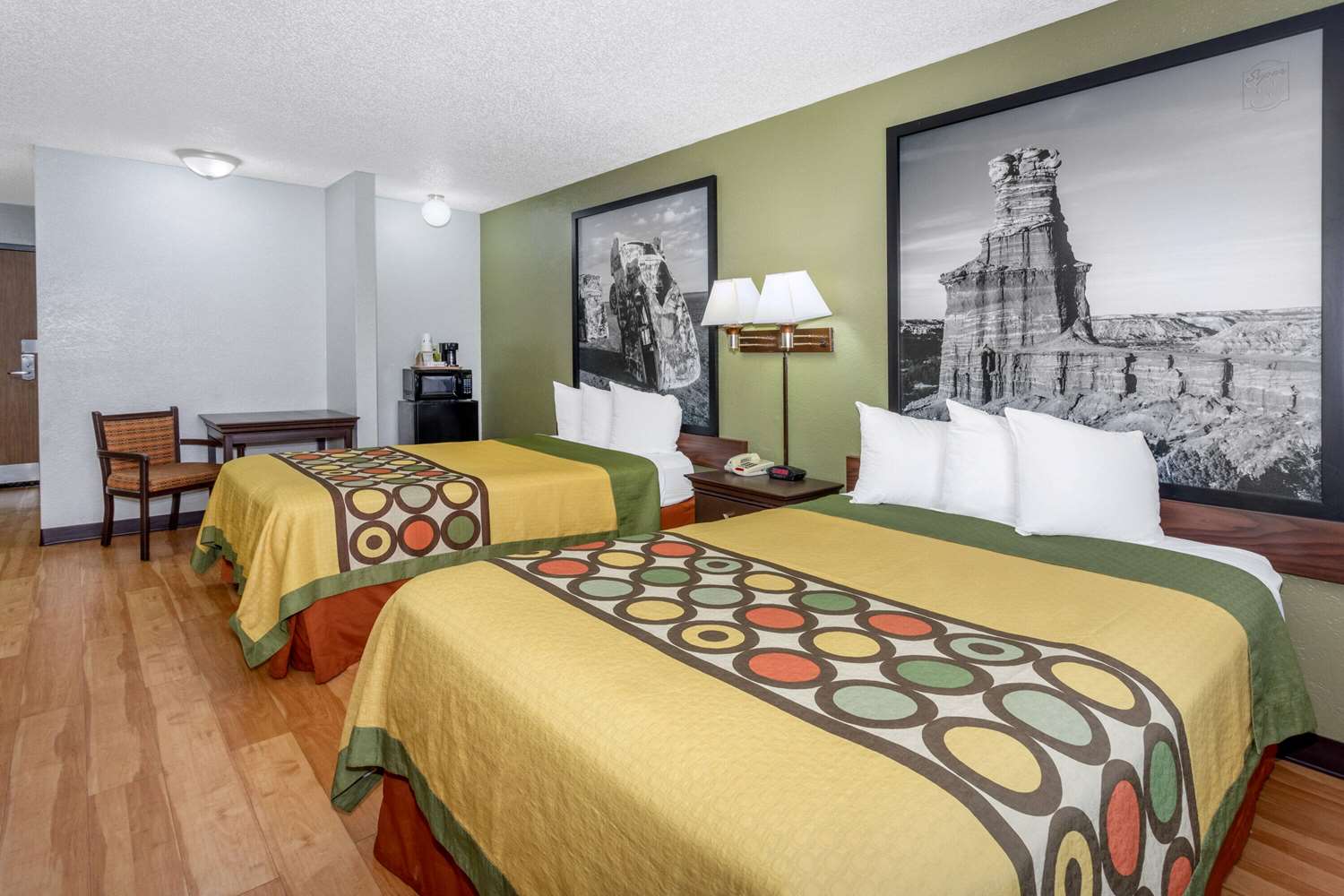 Super 8 By Wyndham Amarillo Central Tx 20/57