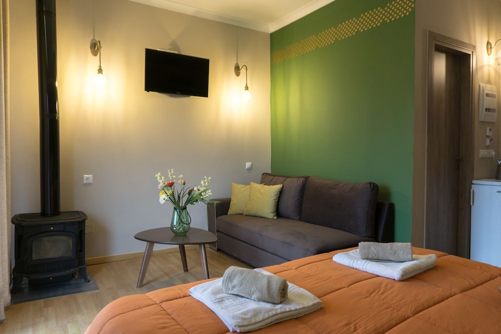 Aravanes Mountain Resort And Eco Cuisine 49/75