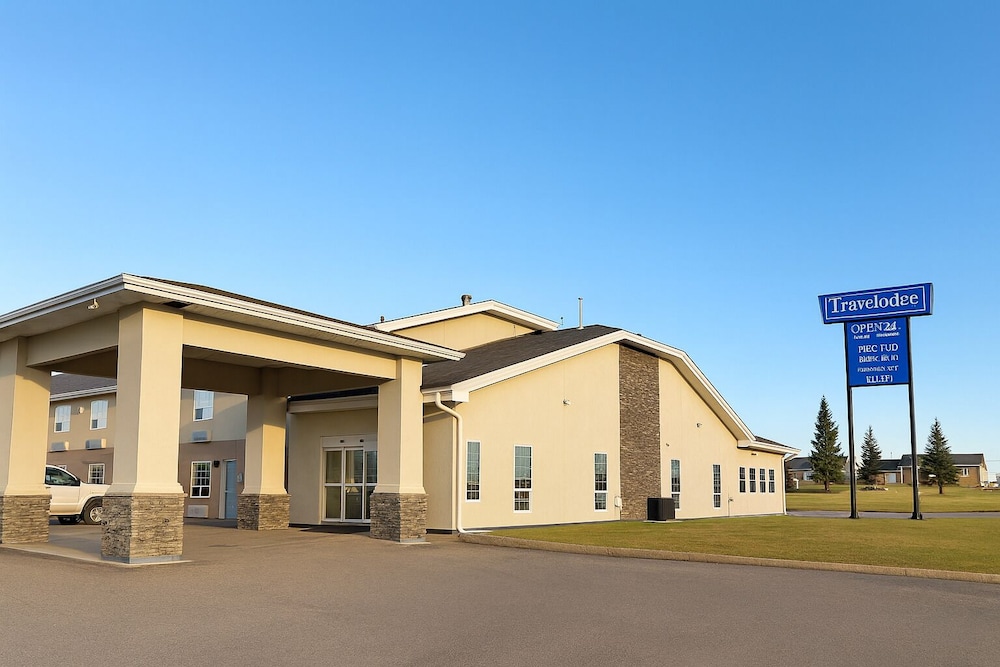 Travelodge by Wyndham Valleyview AB 3/51