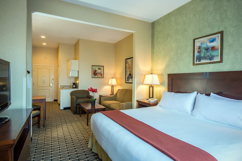 Holiday Inn Express Hotel Suites Youngstown N Warren Niles 24/79