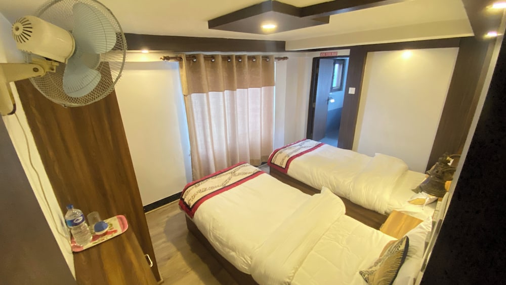 Shiva Guest House 40/50