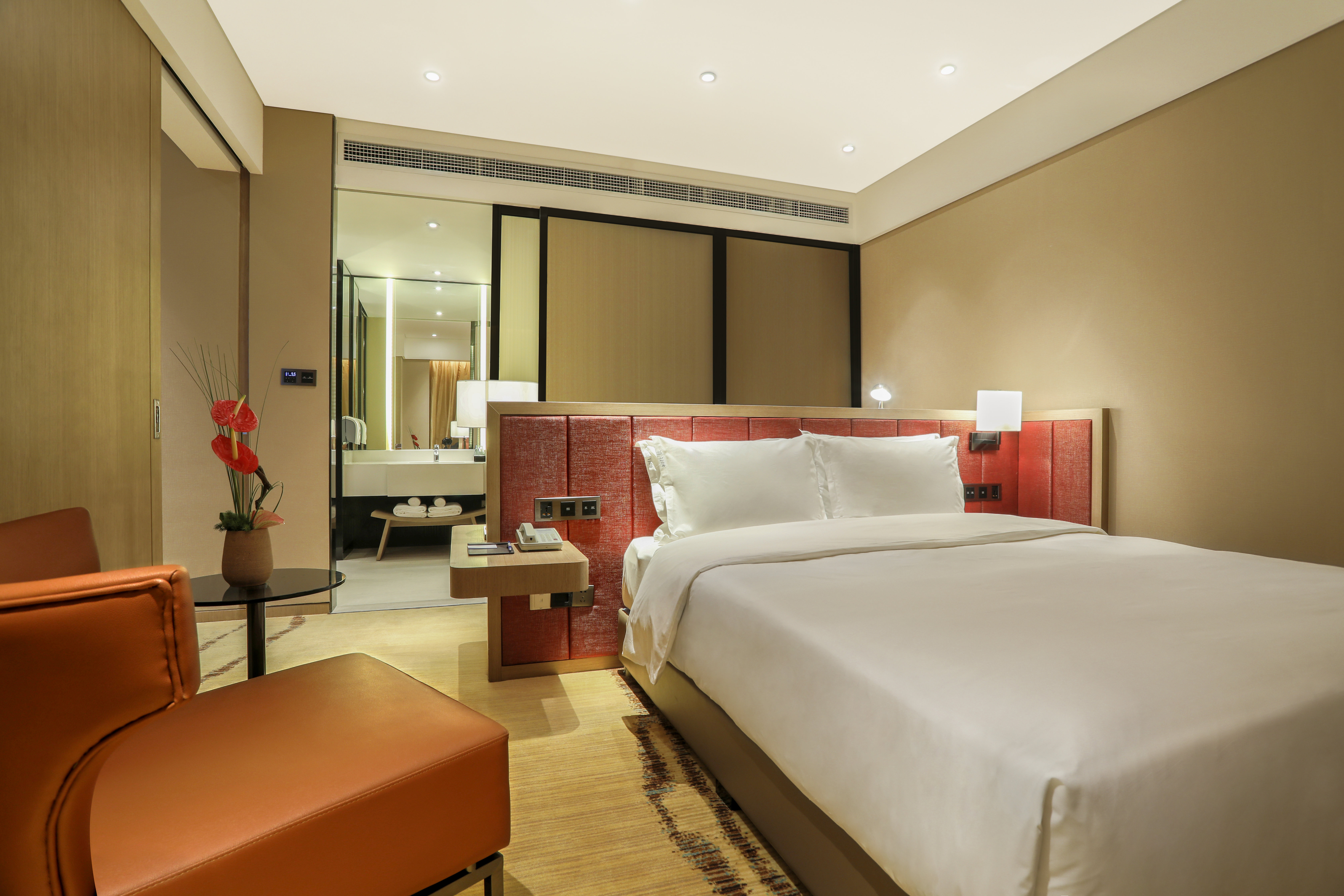 HOLIDAY INN EXPRESS CHENGDU WENJIANG HOTSPRING 7/36