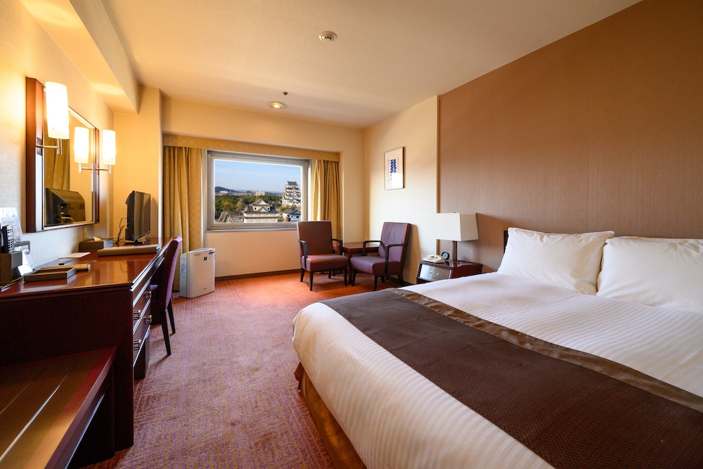 STANDARD, KING BED