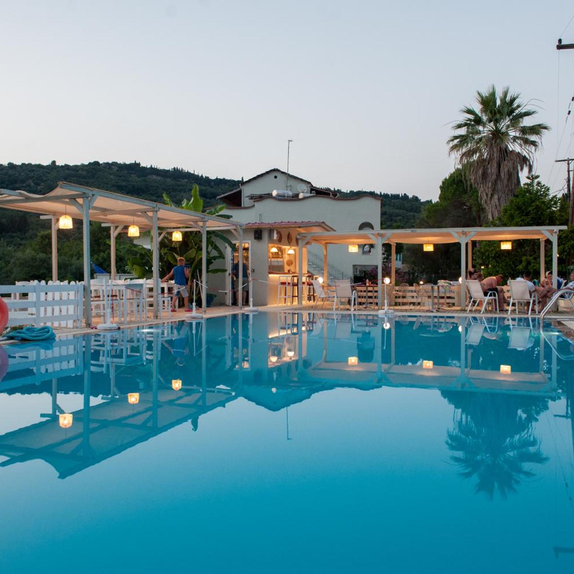 Vassilis Paradise Garden 14/67