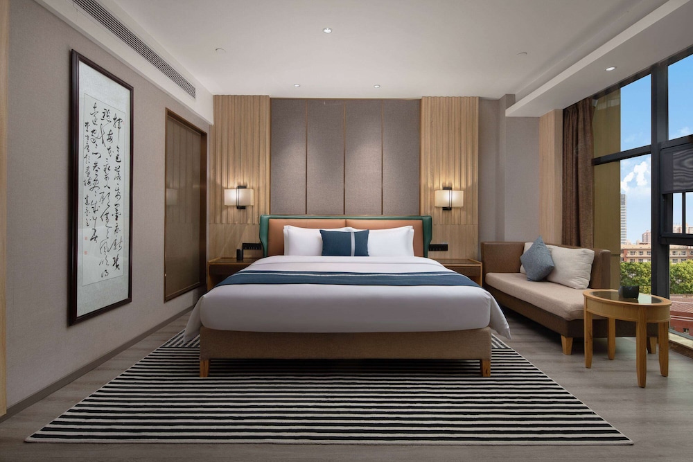 Microtel by Wyndham Changsha Yuhua 12/35