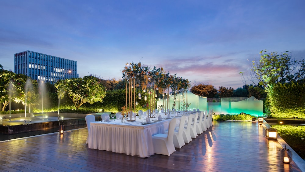 C&D Hotel Xiamen Xiang’an 77/82