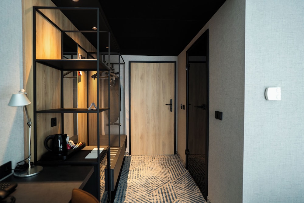 Q Hotel Plus Wroclaw 73/74
