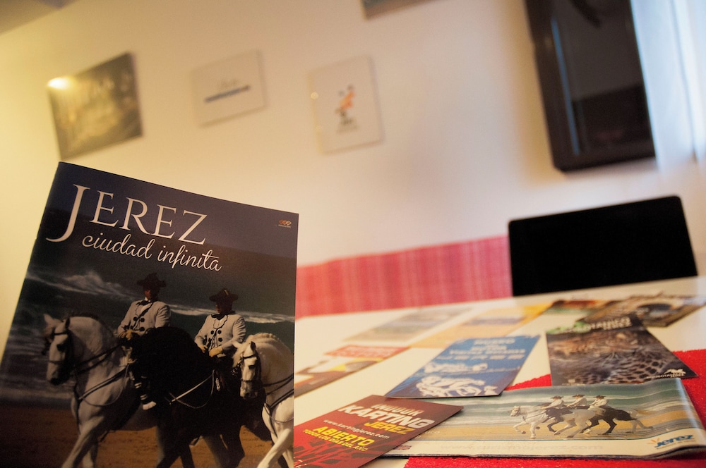 Apartamentos Jerez 71/77