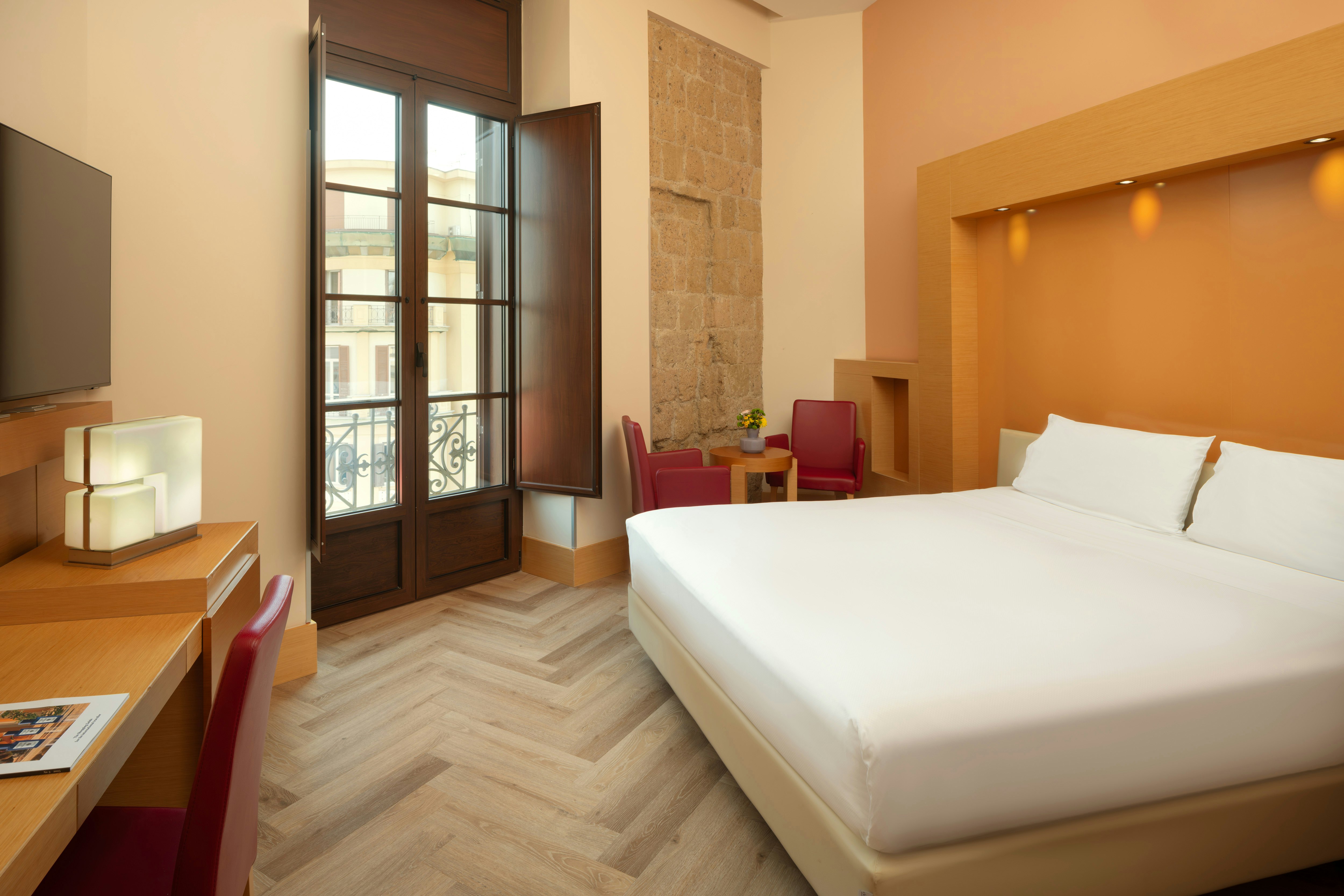 SUPERIOR, DOUBLE BED