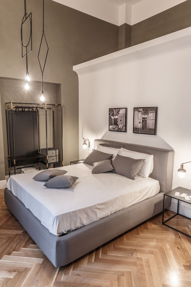 Relais Della Porta 23/71