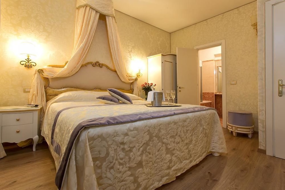 Residenza Goldoni 5/35