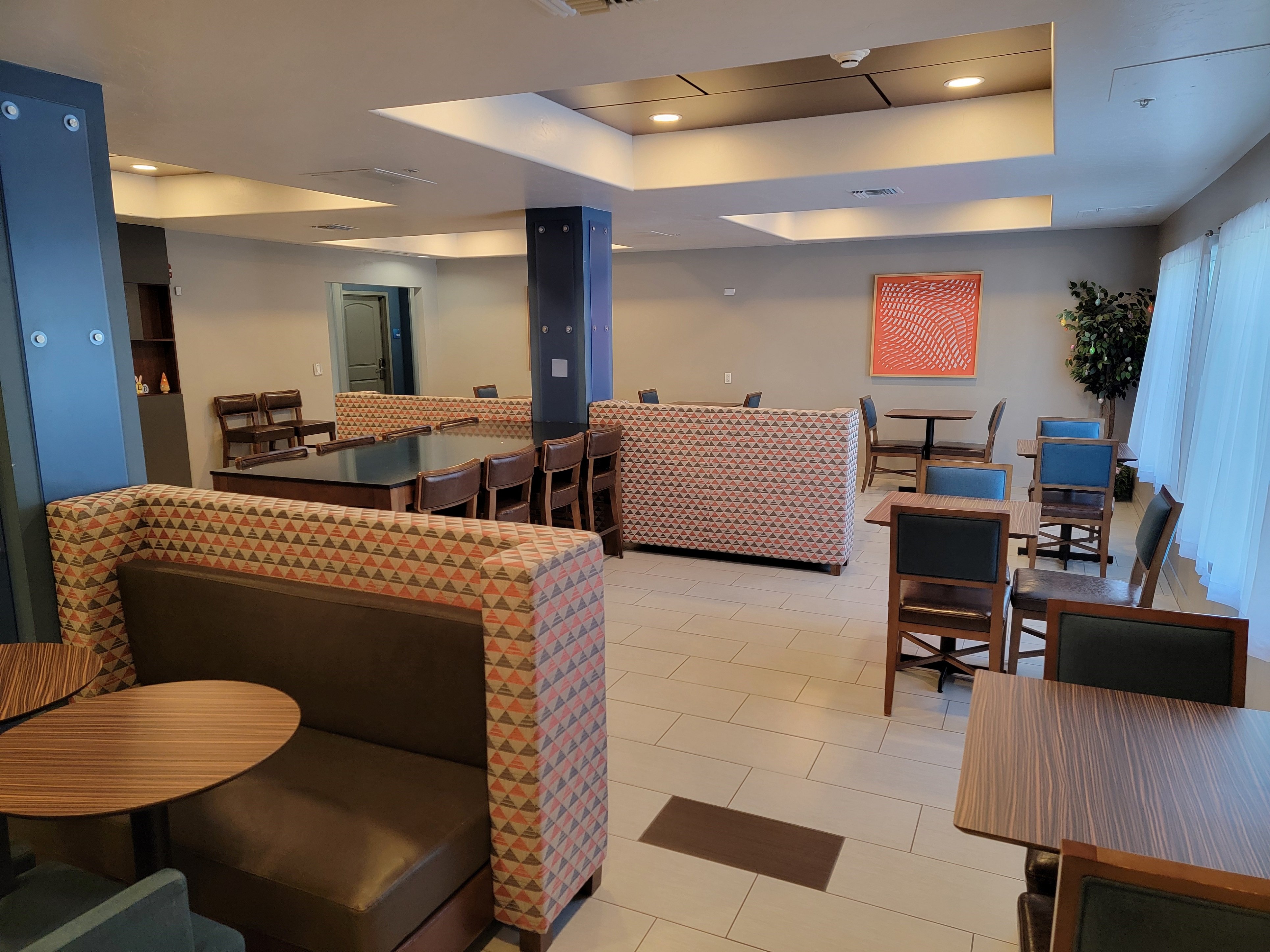Holiday Inn Express Hotel Suites Casa Grande 33/48