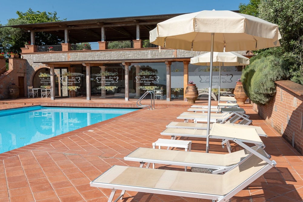 LOCANDA POGGIOLEONE 8/71