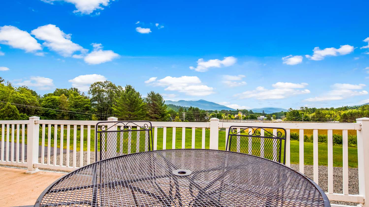 Best Western White Mountain Inn 30/30