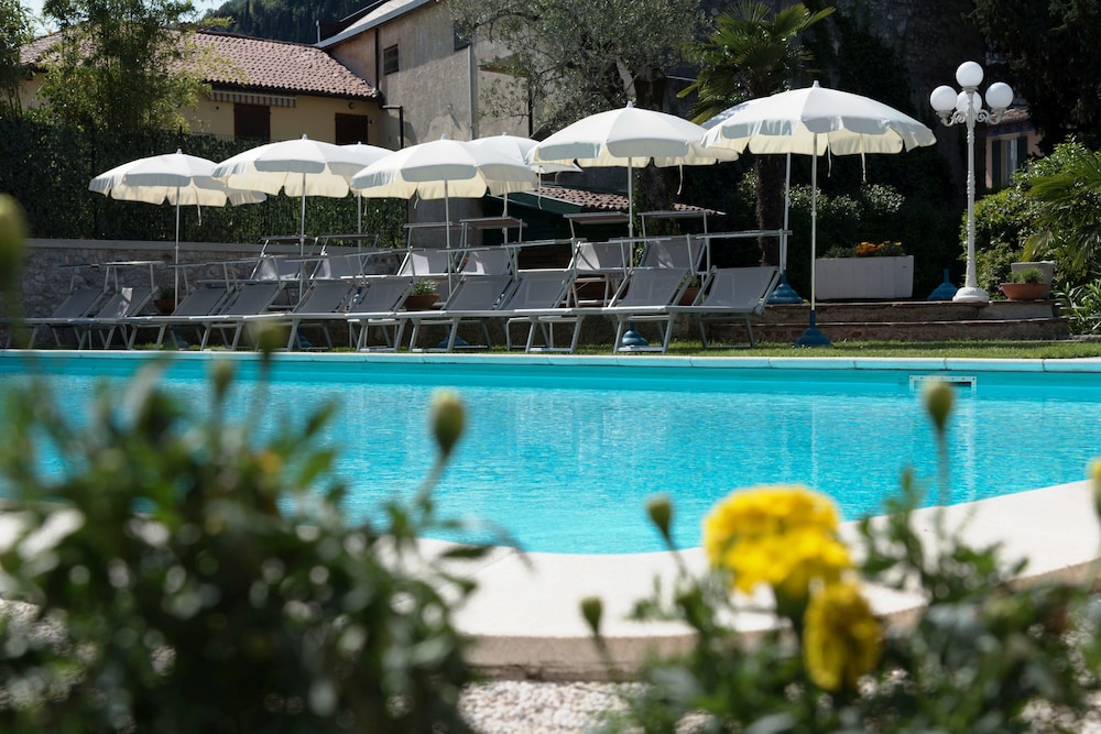 Hotel Maderno 1/46