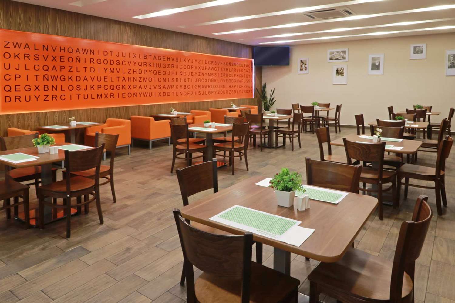 Courtyard by Marriott Guadalajara Andares 3/9