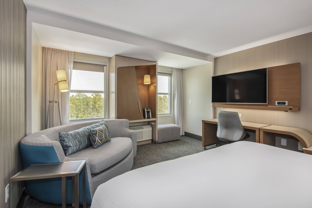 Courtyard By Marriott Raleigh Cary/Parkside Town Commons 31/52