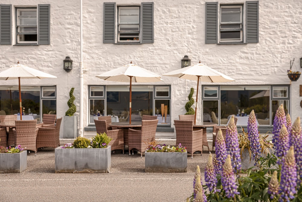 AIRDS HOTEL 2/50