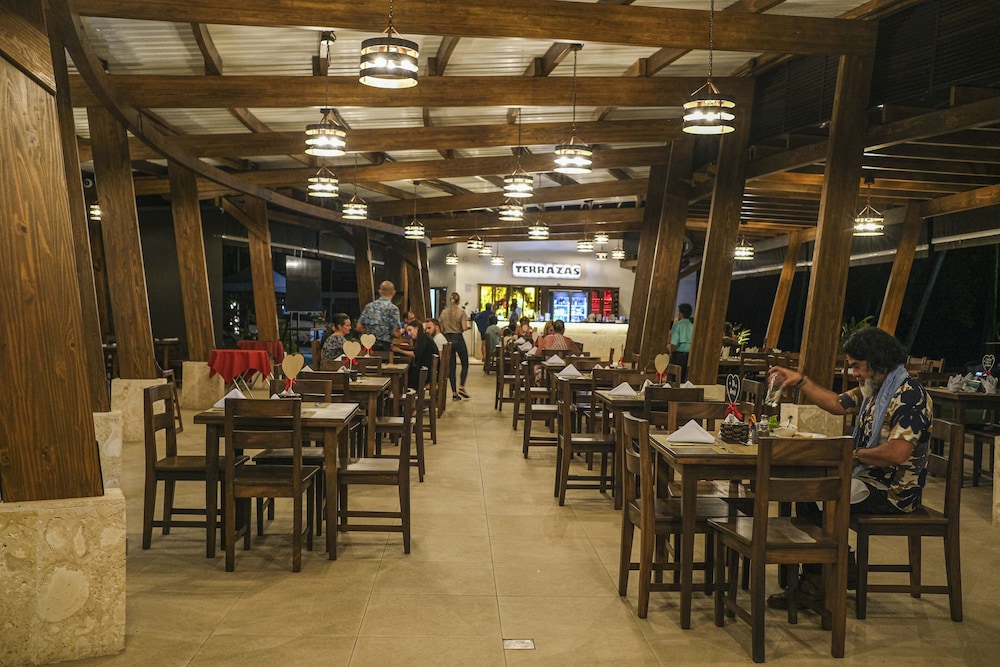 Terraza Del Pacifico 50/66