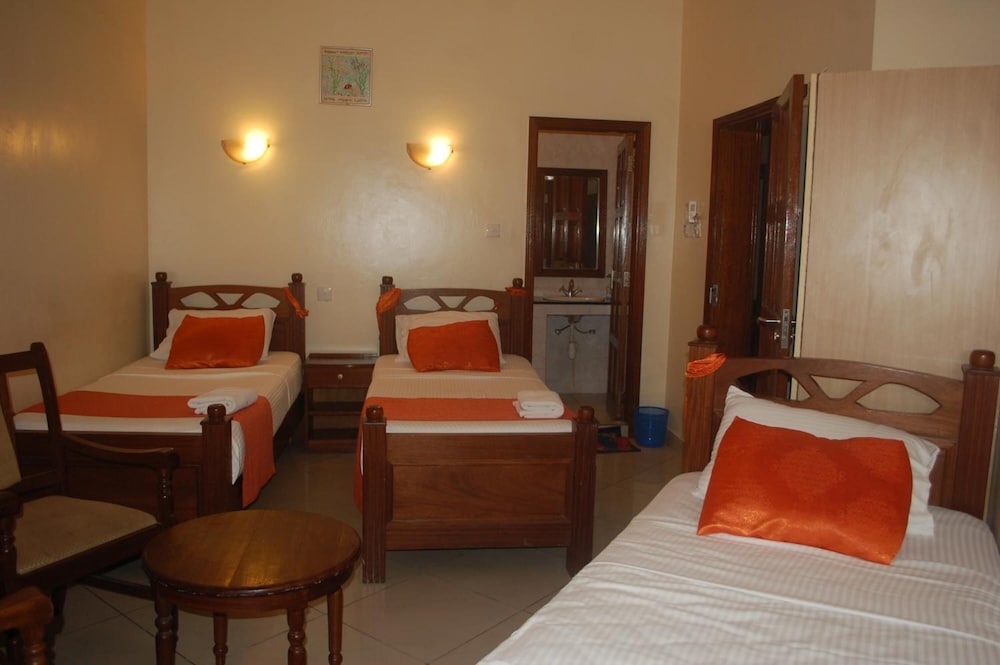 Regency Park Hotel Mombasa 37/42