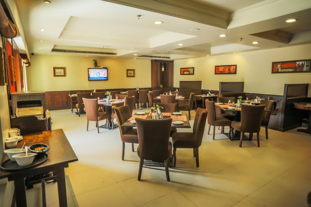 AMARGARH RESORT 50/66