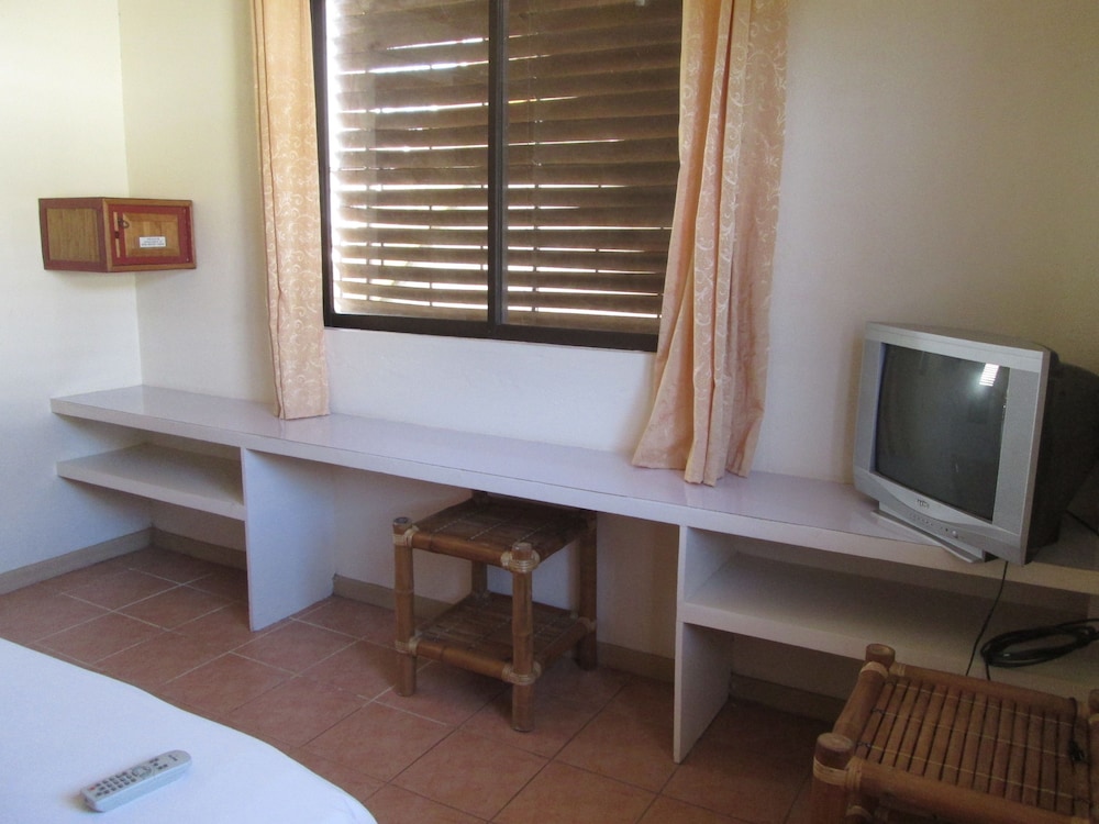 Sulu Plaza Beach Hotel 17/29